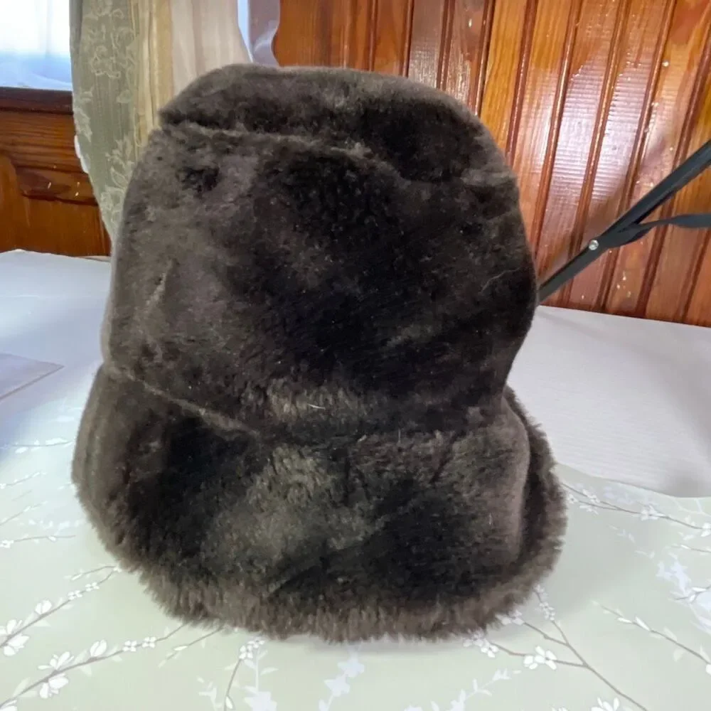 Vintage faux Fur brown Cloche hat . - Picture 5 of 6